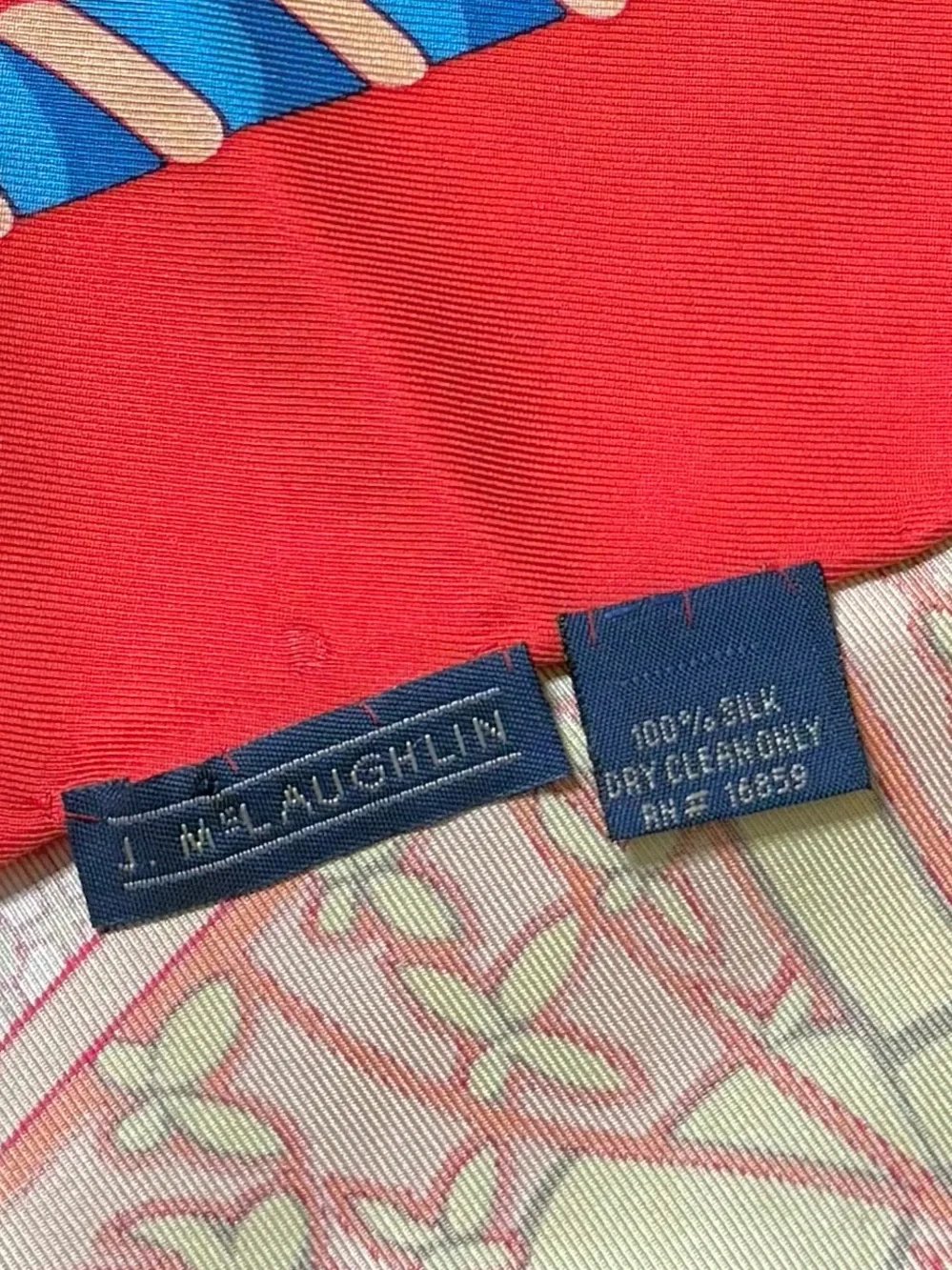 J McLaughlin Silk Scarf Étendards et Bannières Medieval Heraldry Lions European